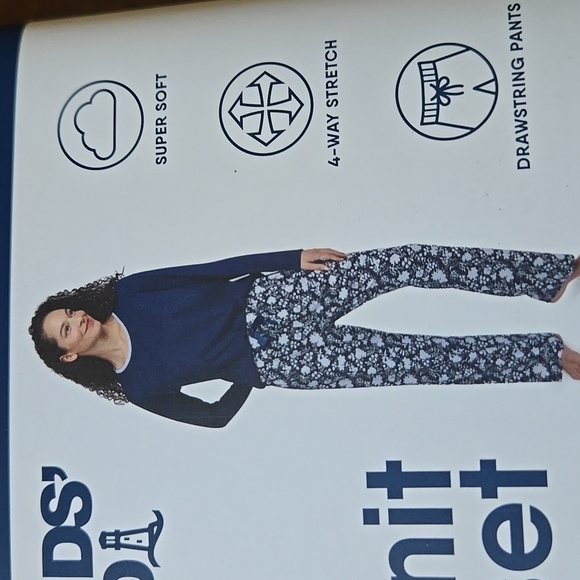 Lands' End 2 Piece Navy Pajama Set - Picture 3 of 4